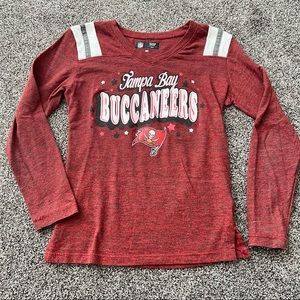 Girls 6x NFL Tampa Bay Buccaneers top.